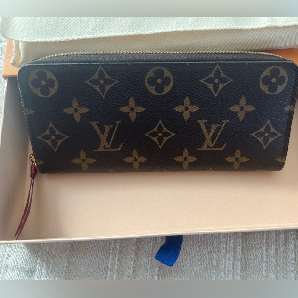 Authentic Louis Vuitton Clemence Wallet